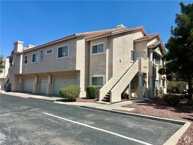 Building Photo - 7450 S Eastern Ave Unit 2011 Rental
