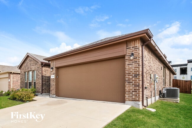 1008 Spanish Needle Trail