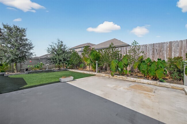 Photo - 2701 Sagedale Dr