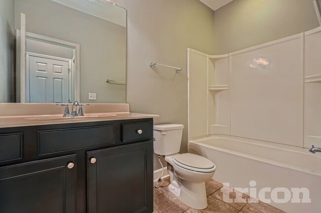 Photo - 764 Wexford Cove Way