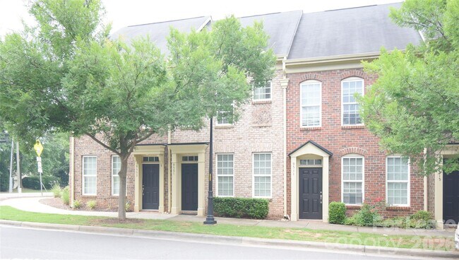 Photo - 9507 Longstone Ln