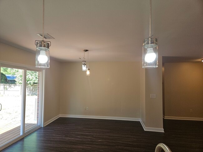 Photo - 1238 Kenningston St