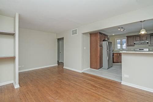 Photo - 368 N Biermann Ave