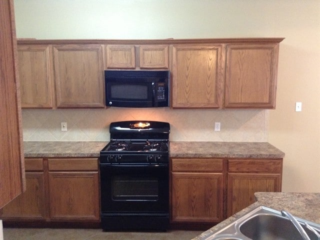 Photo - 1052 Shadow Glenn Dr