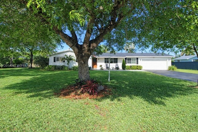 Photo - 27420 SW 165th Ave