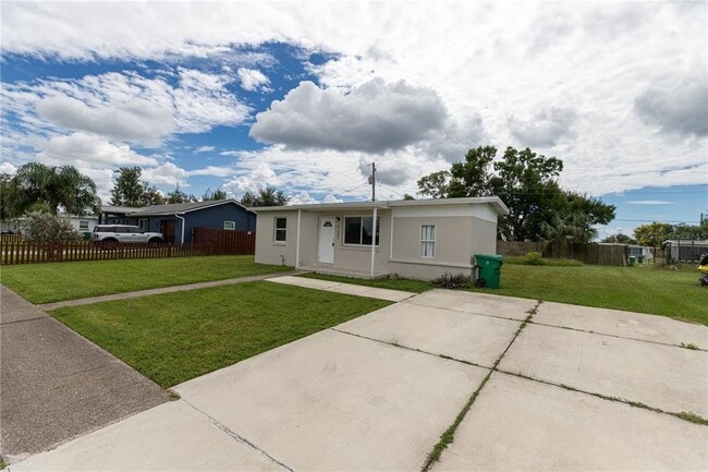 Photo - 21043 Bersell Ave