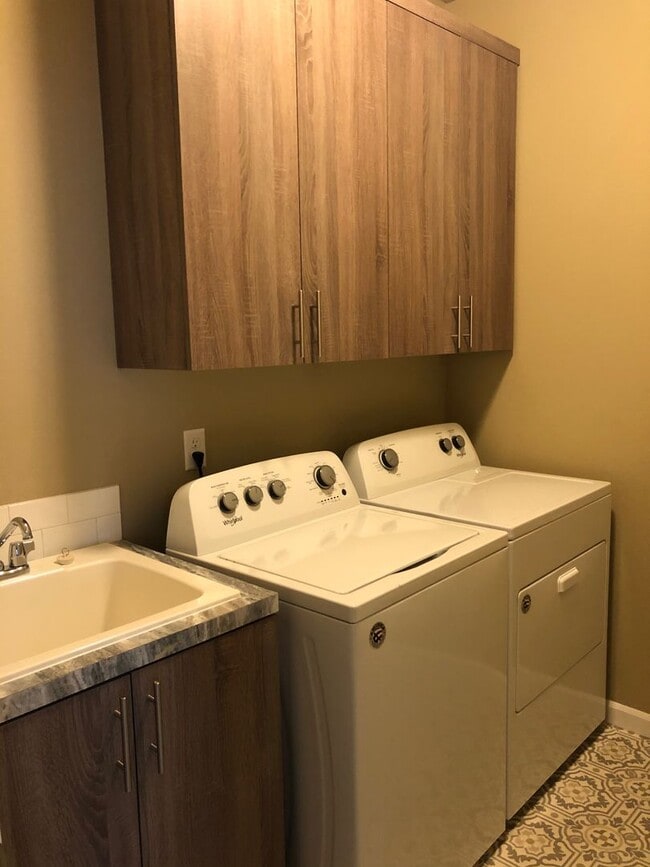 Photo - Single level 1 year old home