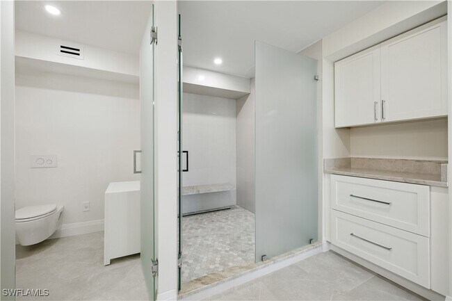 Photo - 2318 Gulf Shore Blvd N Condo Unit 510