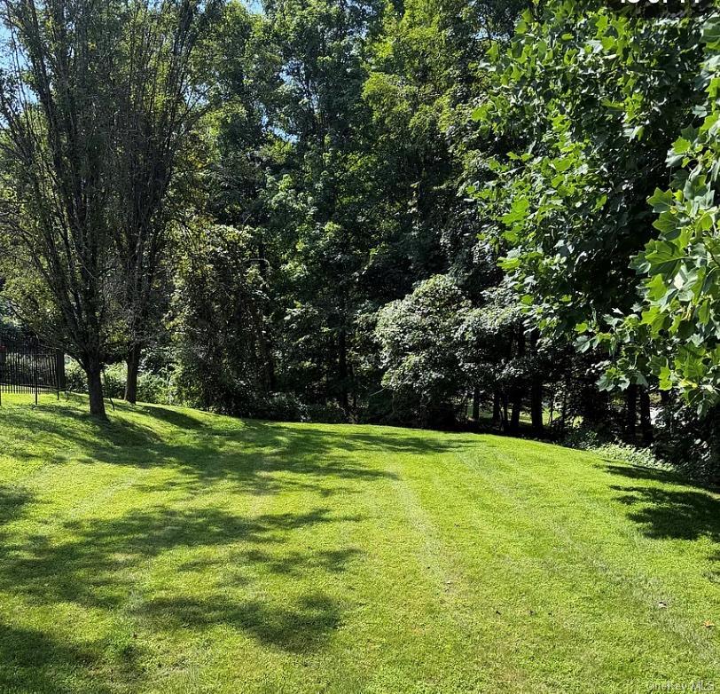 Photo - 5 Candlewood Ct