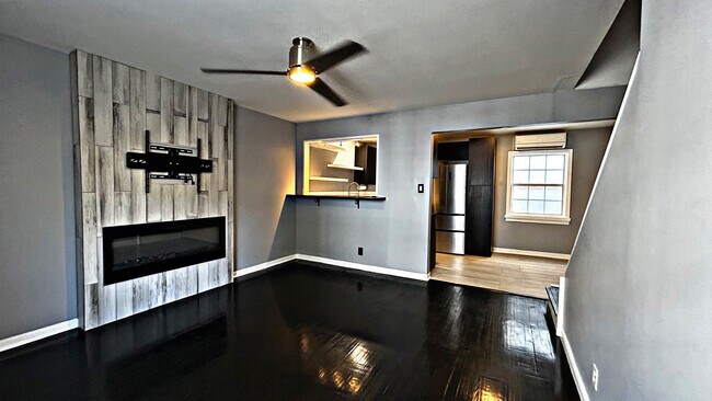 Photo - 1850 Portsmouth St Unit D