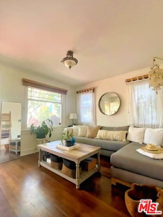 Photo - 2303 Dell Ave