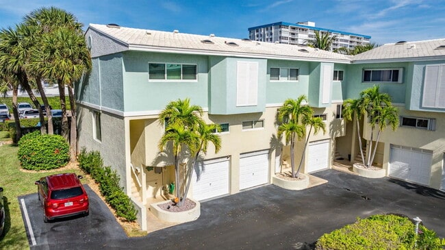 Photo - 884 SE 19th Ave