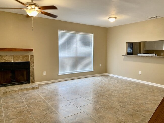 Photo - 2BR/2.5BA Townhome in Gated Community for Lease! Unit Apt D