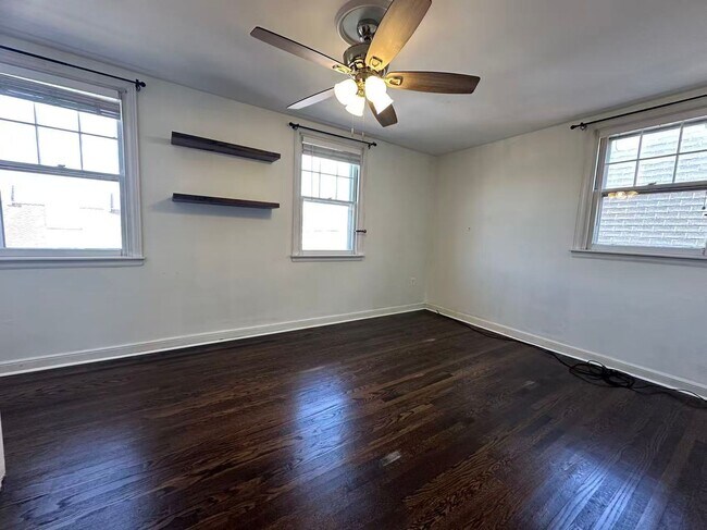 Photo - 3 bedroom 2 bath house in South Philly ava...