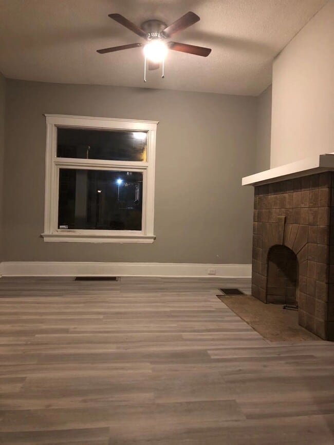 Photo - 2113 Fulton Ave Unit Apt 1