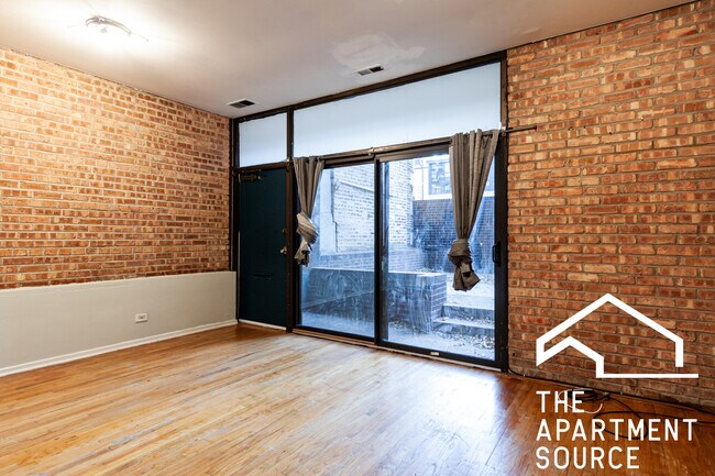 Photo - 1214 N La Salle Dr