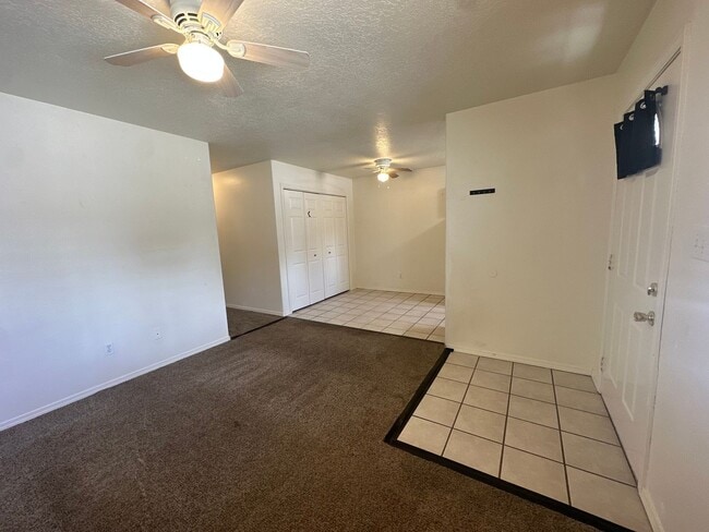 Photo - 2 bedroom 2 bathroom duplex available for ...