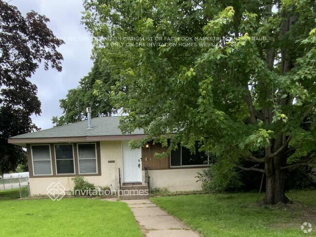 Building Photo - 5801 N Irving Ave Rental
