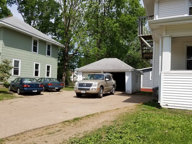 Photo - 511 2nd Ave