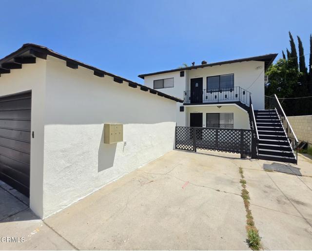 Photo - 12246 Oxnard St