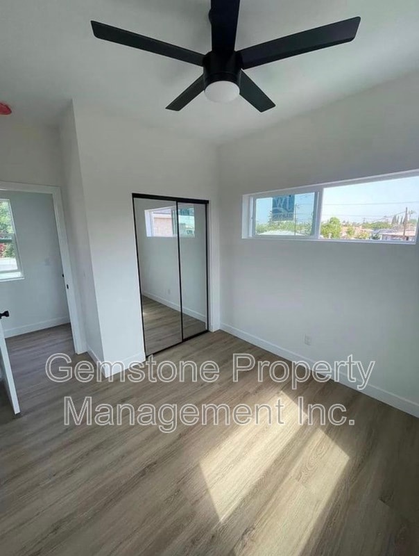 Photo - 6252 Stewart St