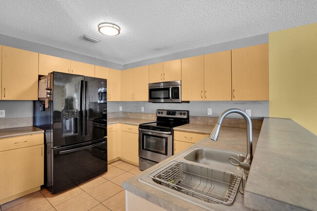 Photo - 3331 Commodore Ct
