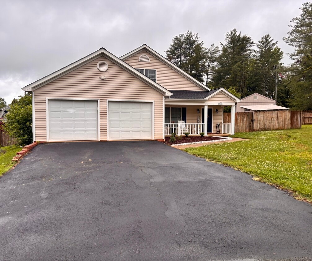 Photo - 1599 Broad Crossing Rd (Charlottesville, VA)