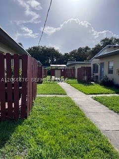 Building Photo - 12130 NE 8th Ave Unit C
