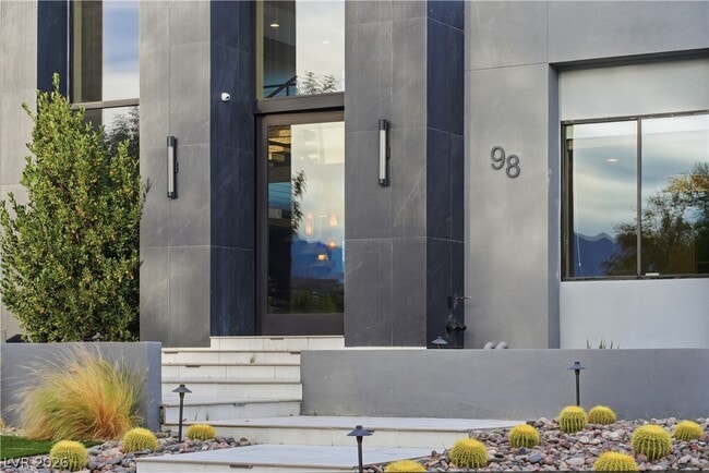 Photo - 98 Sun Glow Ln