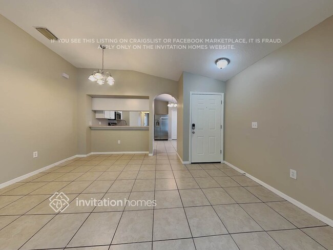 Photo - 4345 Country Hills Blvd