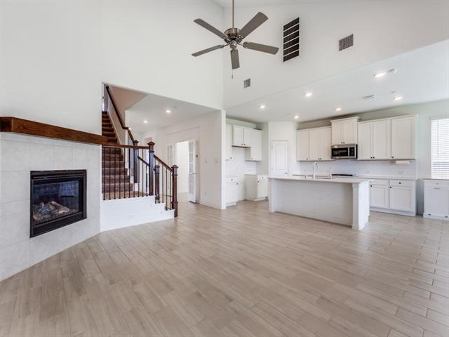 Photo - 2122 Creekbluff Ct