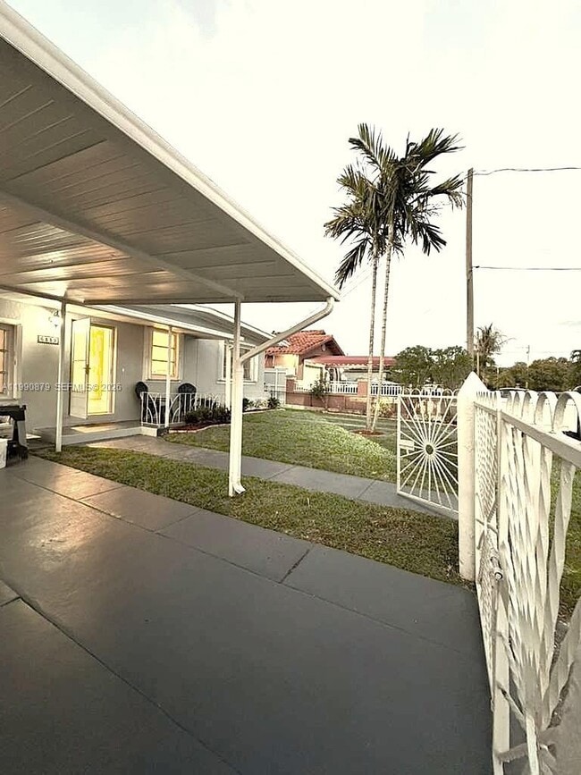 Photo - 6339 SW 32nd St