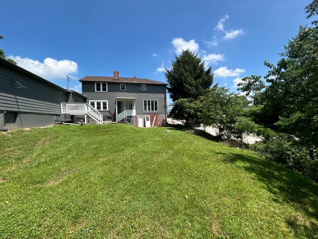 Building Photo - 995 Brodhead Rd Rental