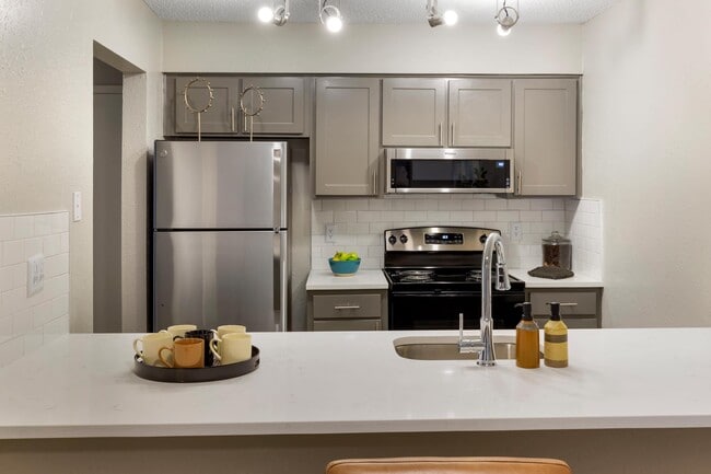 Building Photo - The Sawyer