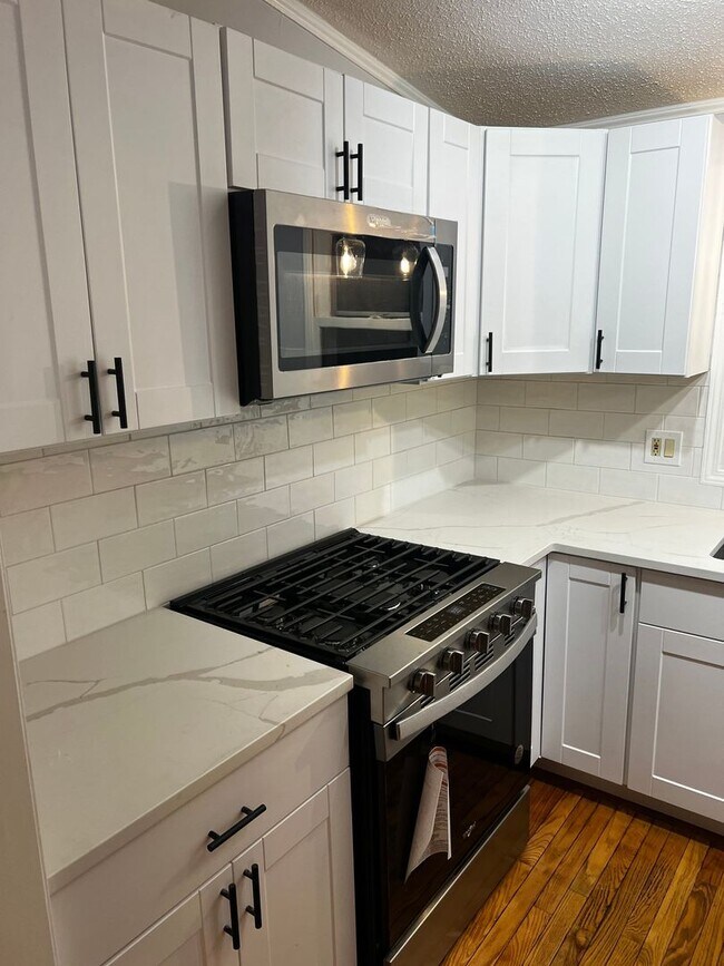 Photo - 4-Bedroom, 2-Bath Home with Modern Comfort...