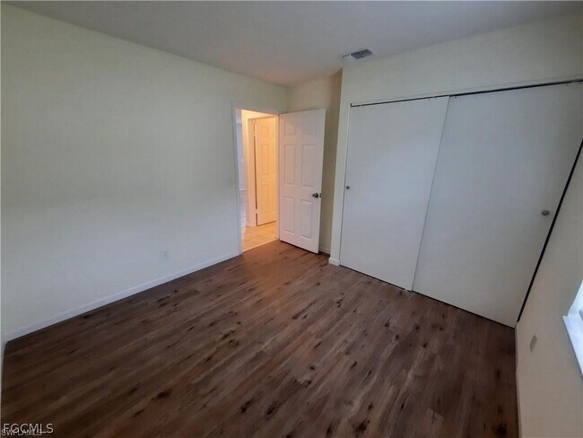 Photo - 198 Charlotte Ave