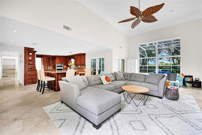 Photo - Southwest 111th Terrace, Miami, FL 33176 -...