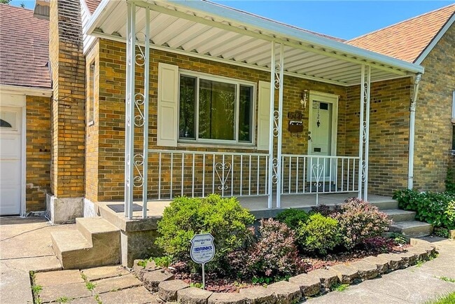 Photo - 512 Carrlands Dr