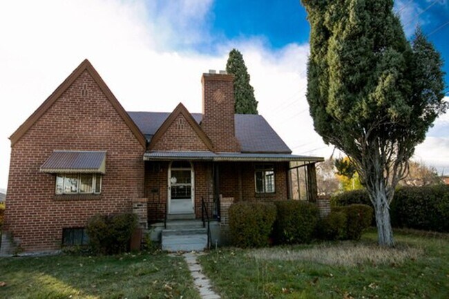 Photo - 1395 N Harlan St Unidad B