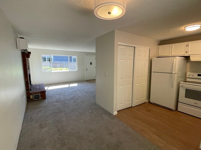 Photo - 6106 SE Boise St