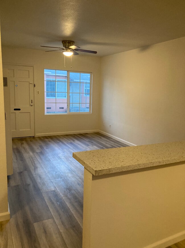 Photo - 4010 Flower St Unit 4010