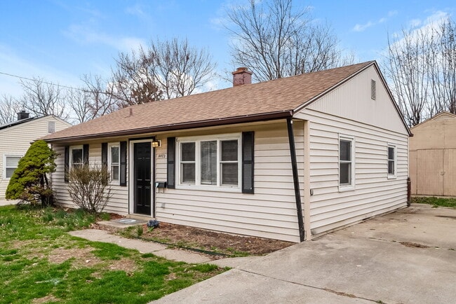 Photo - 4472 St Ann Ln