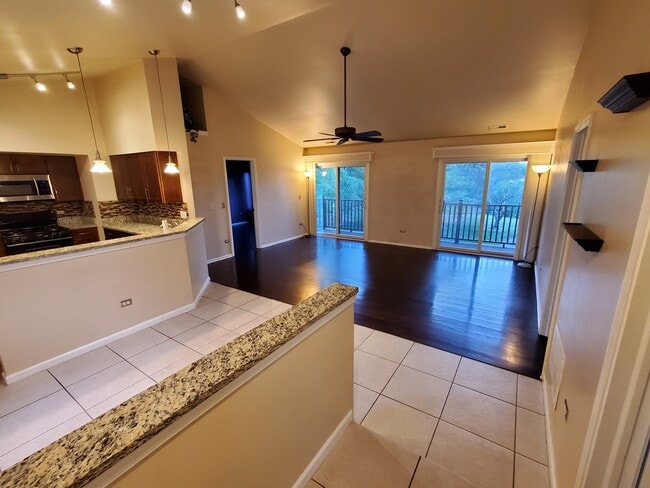 Photo - 357 Bloomfield Ln Unit 3
