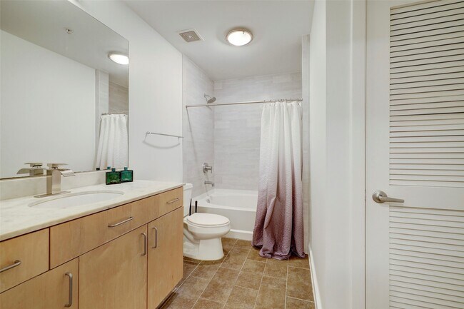 Photo - 5925 Almeda Rd