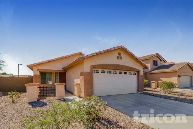 Building Photo - 21659 W Durango St