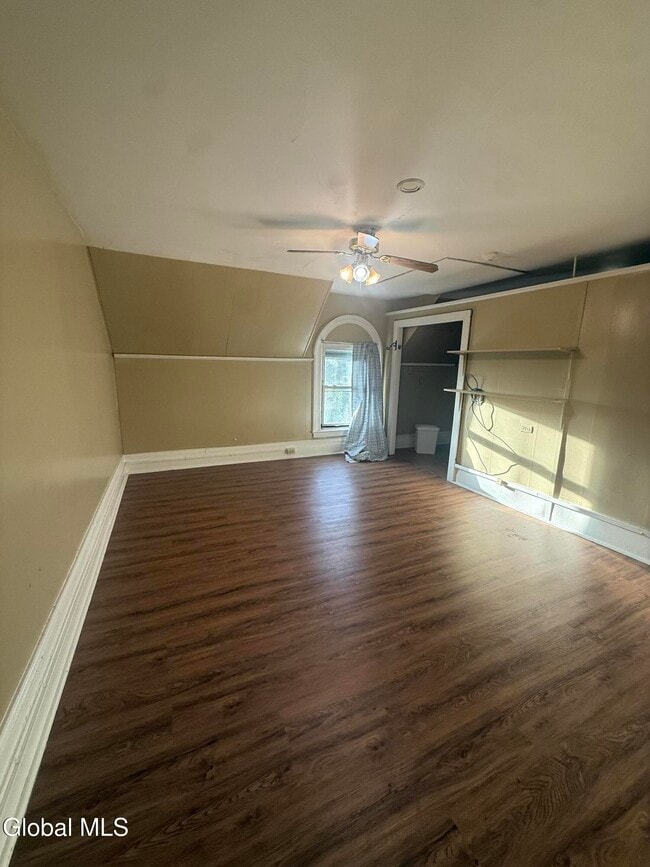 206 8th St Unidad 3