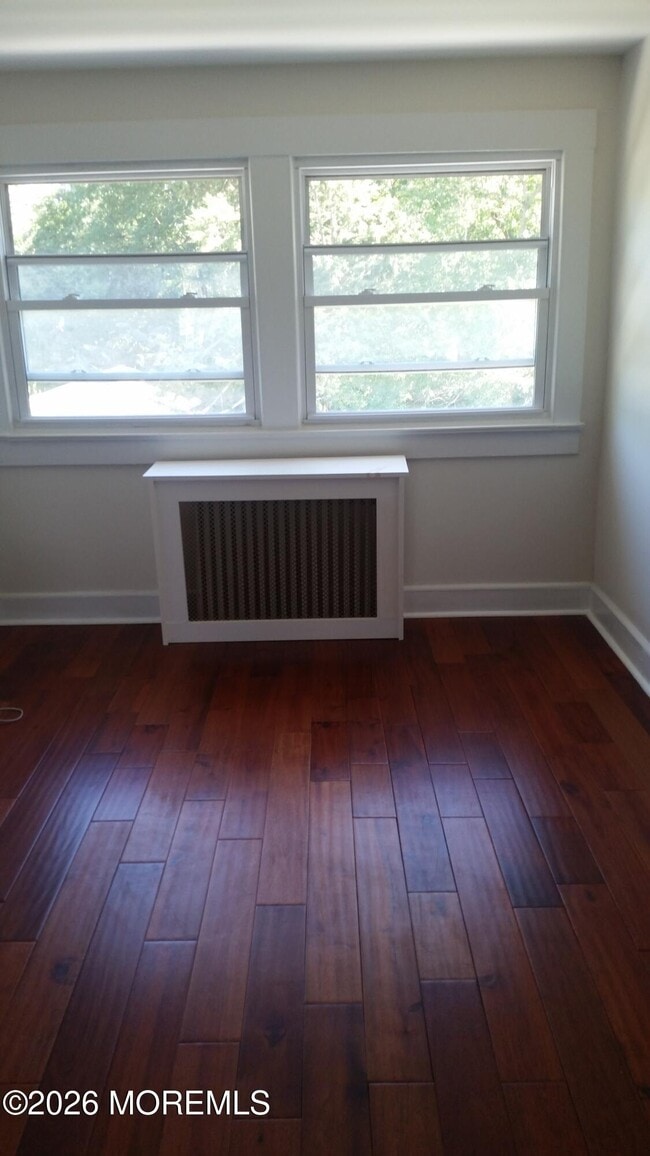 Photo - 107 Broad St Unit B