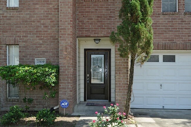 Building Photo - 23119 S Waterlake Rental