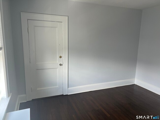 Photo - 24 Circular Ave Unit 3B