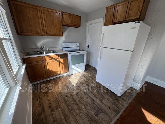 Photo - 4230 Buell Dr